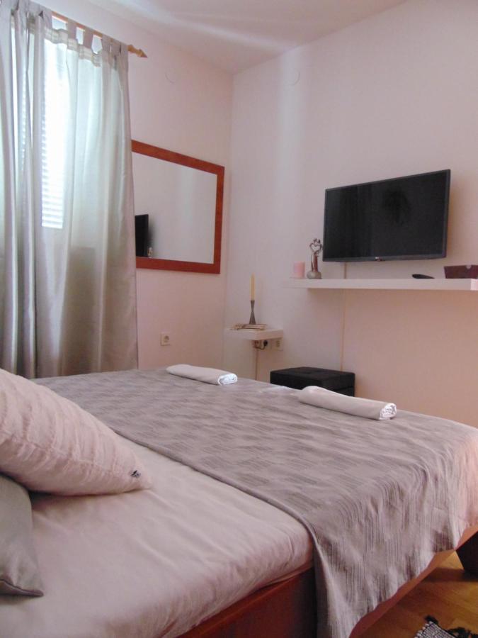 Apartments Petra ビオグラード・ナ・モル エクステリア 写真